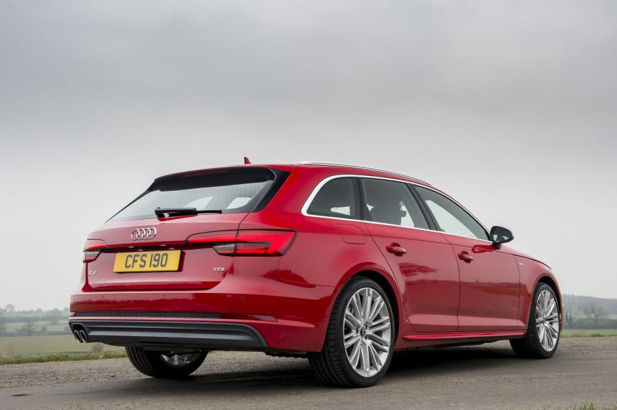  Audi A4 Avant 2.0 TDI S-Line (b9) 2016 года  (UK) (фото 10 из 14)
